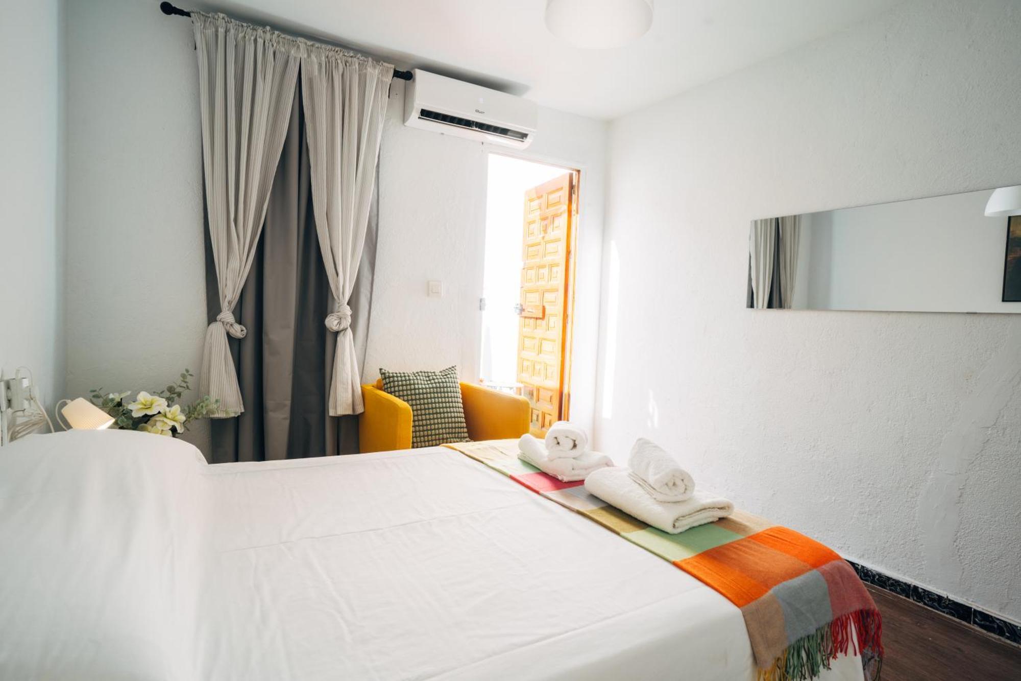 Atp San Cristobal A 5 Minutos De Puerta Purchena - Alcazaba - Catedral - Wifi Gratis! Villa Almeria Exterior photo